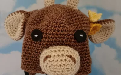 Cow hat crochet kit